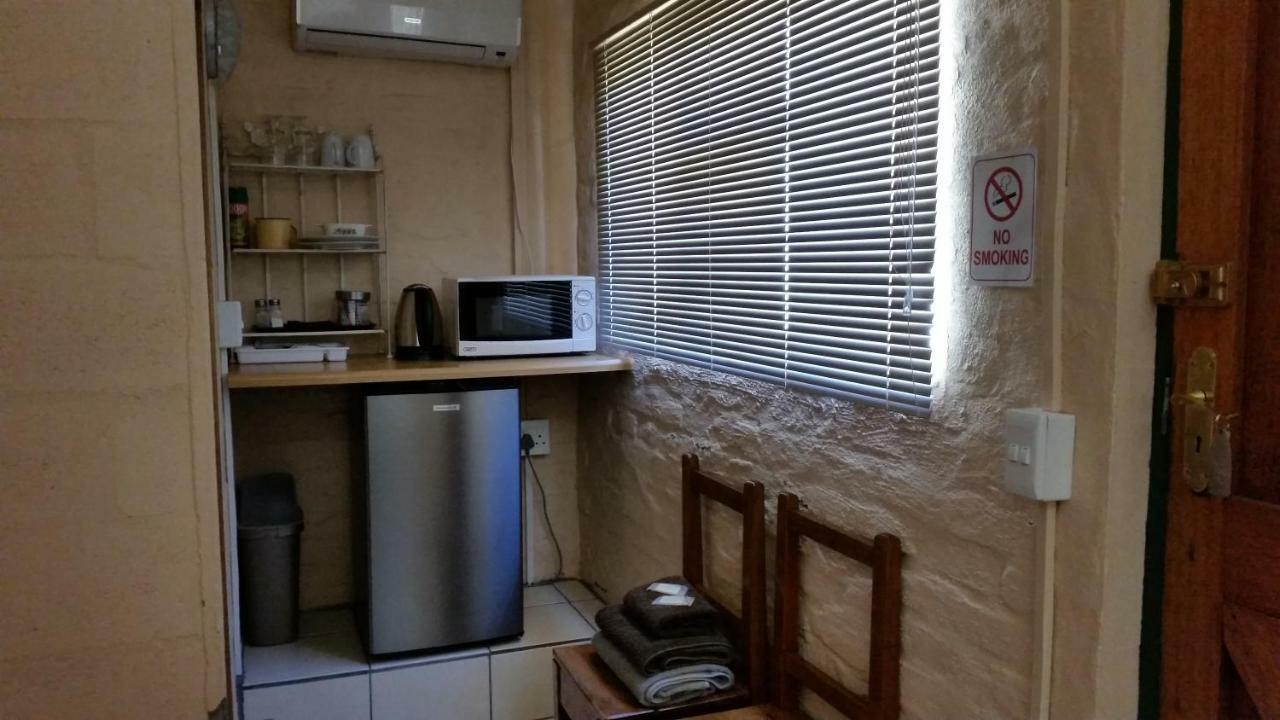 Calvinia Guesthouse Dış mekan fotoğraf