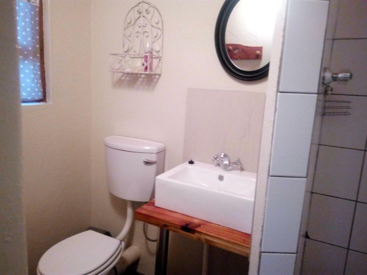 Calvinia Guesthouse Dış mekan fotoğraf