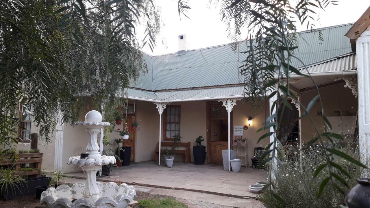 Calvinia Guesthouse Dış mekan fotoğraf