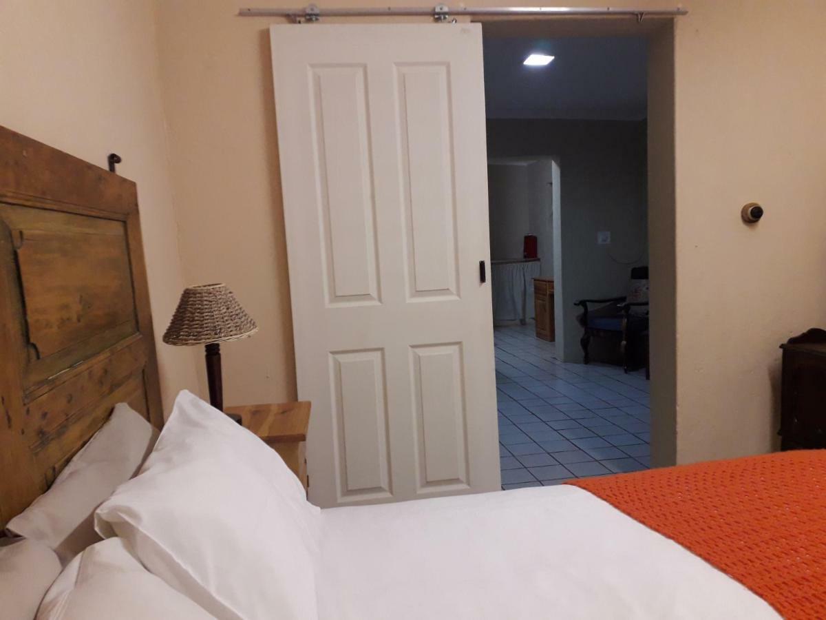 Calvinia Guesthouse Dış mekan fotoğraf