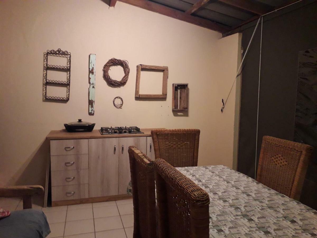 Calvinia Guesthouse Dış mekan fotoğraf
